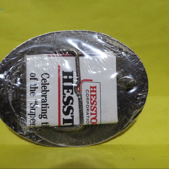 NEW 1984 NATIONAL FINALS RODEO HESSTON BUCKLE - Picture 2 of 2